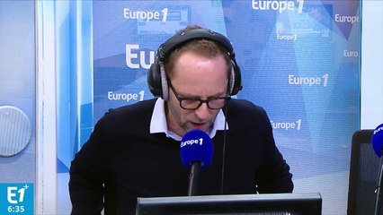 Macron en Chine : du Johnny au dîner officiel, Raffarin écrase une larme