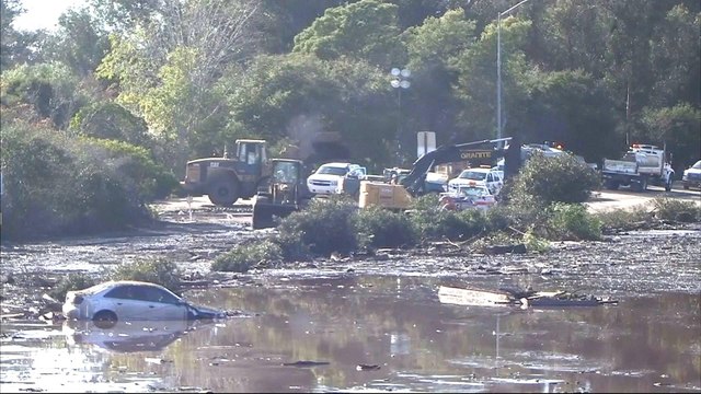 California: At least 17 dead after mudslides and floods