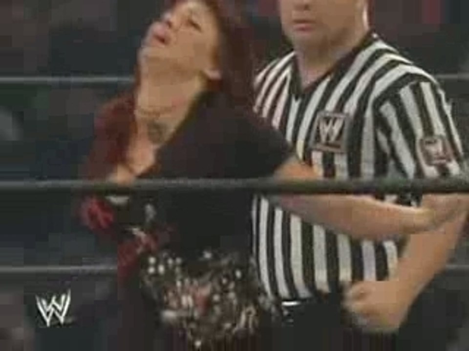Lita vs Torrie Wilson