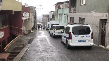 Şüpheliyi Kovalayan Polis Yüksekten Düştü