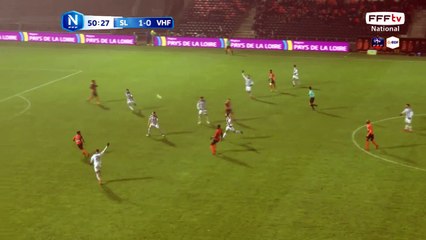 La tête de MAYELA manque le cadre.