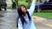 Alissa Soebandono arm carry 2
