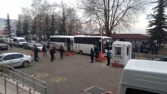 Zonguldak'ta Fetö/pdy Soruşturmasında 16'sı Muvazzaf 24 Asker Adliyede