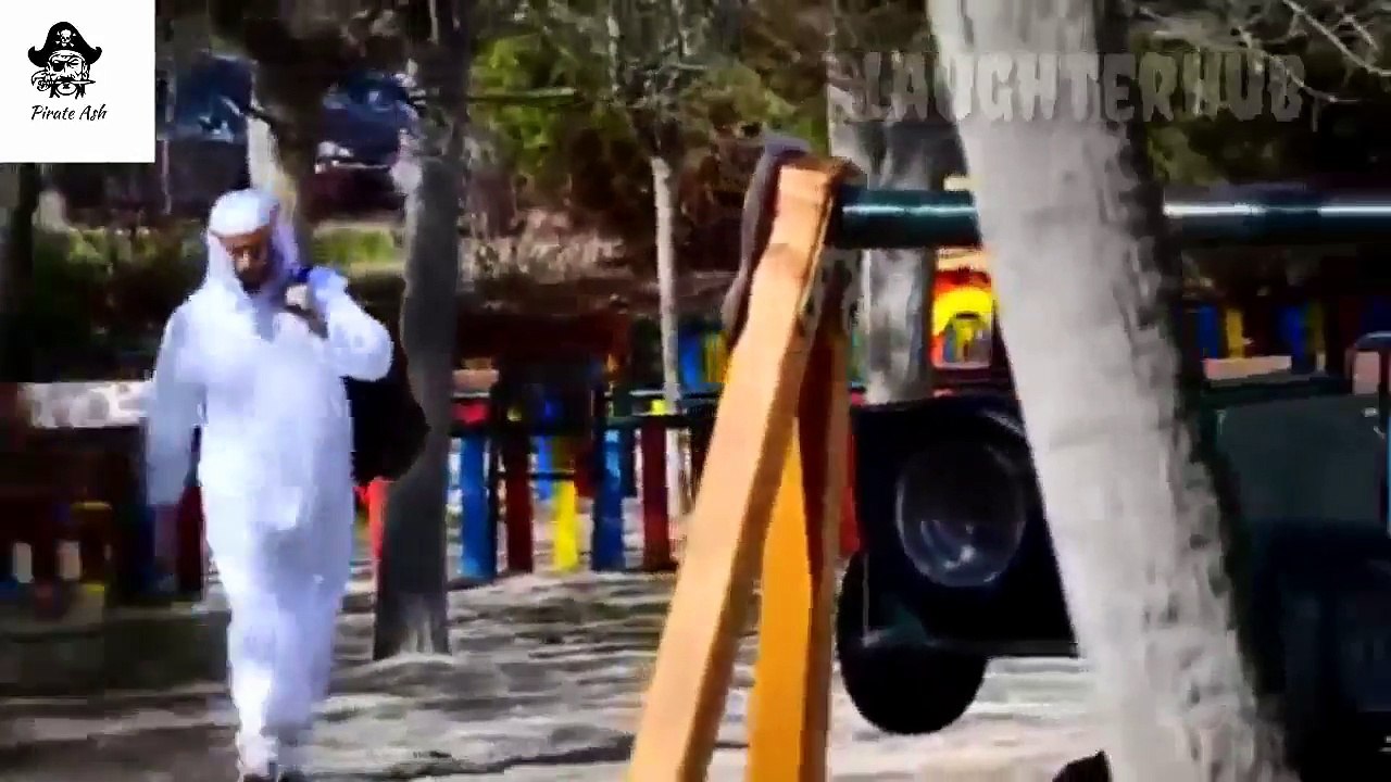 Christmas Special Bomb Pranks