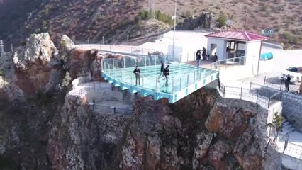 Türkiye'nin En Yükseklerinden Torul Kalesi Cam Seyir Terası Havadan Görüntülendi