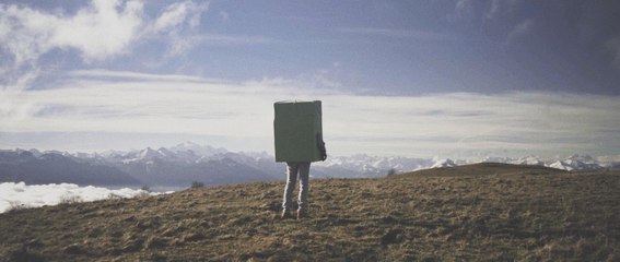 Je suis Une lampe à la maison