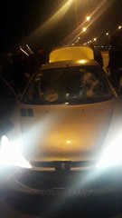 براكاج لمواطن على متن سيارته رفقة زوجته ومحاولة إفتكاك السيارة والزوجة لولا تدخل أعوان الأمن