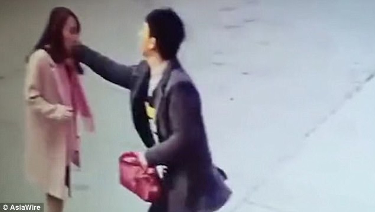 Online shop owner travels 530 miles to beat up a customer