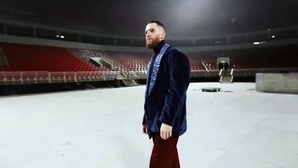 adamhurts - 29 Nov 2017 - There's been some truly cavernous venues on the #DesireTour so far.  @joshuahalling