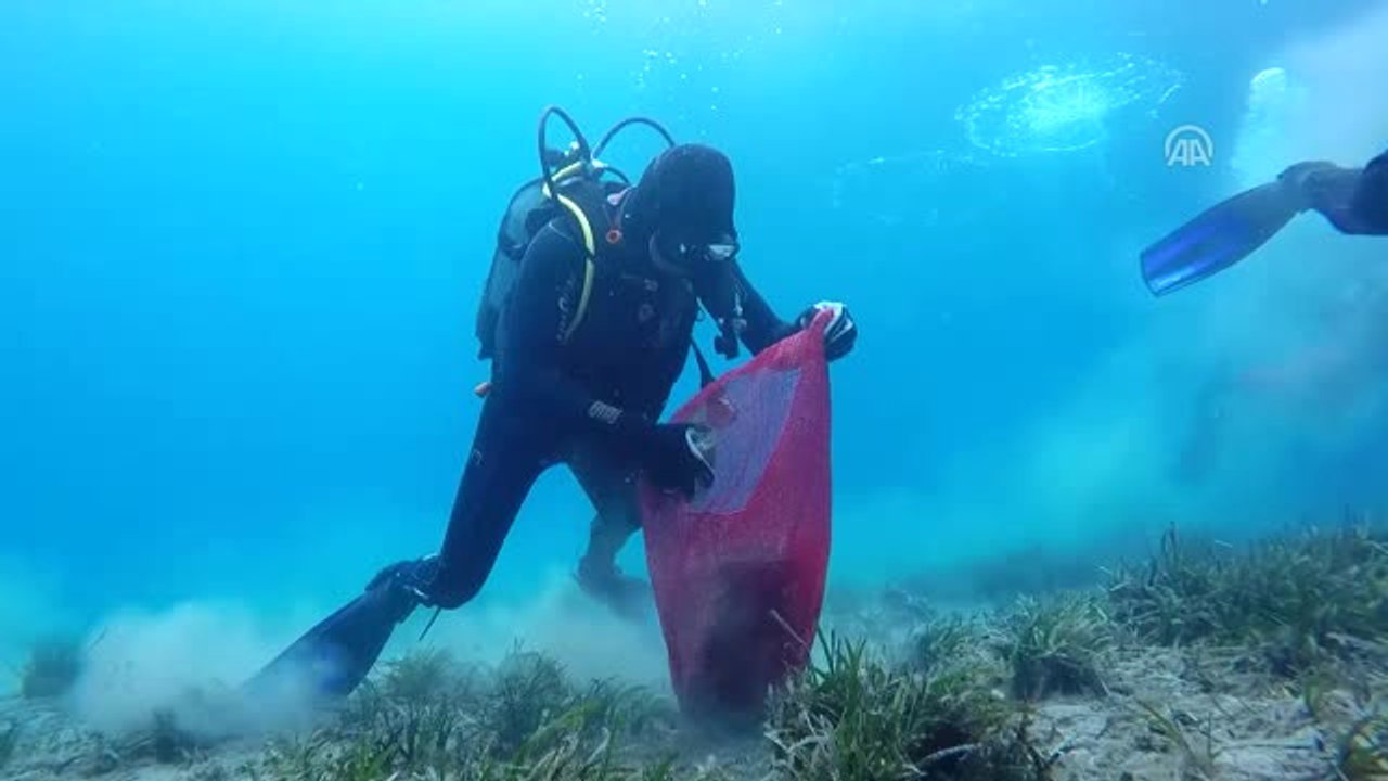 Bodrum'da Deniz Dibi Temizliği