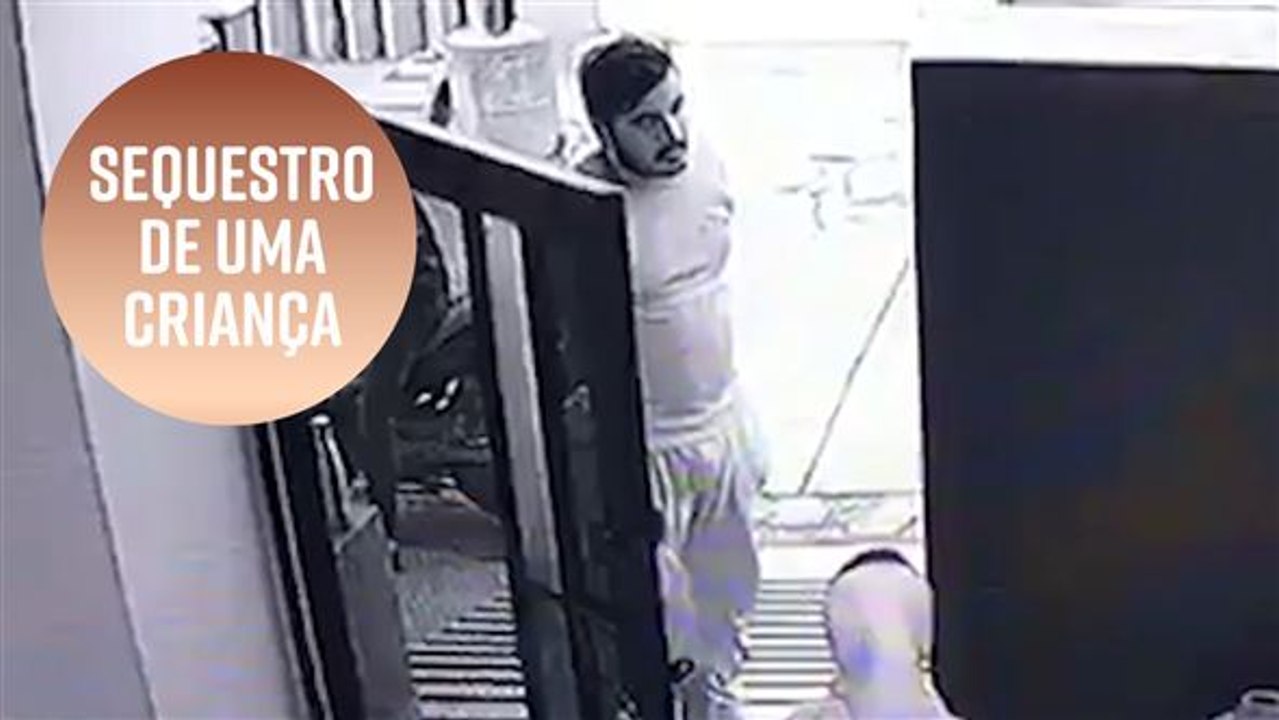 Criança sequestrada na frente da mãe