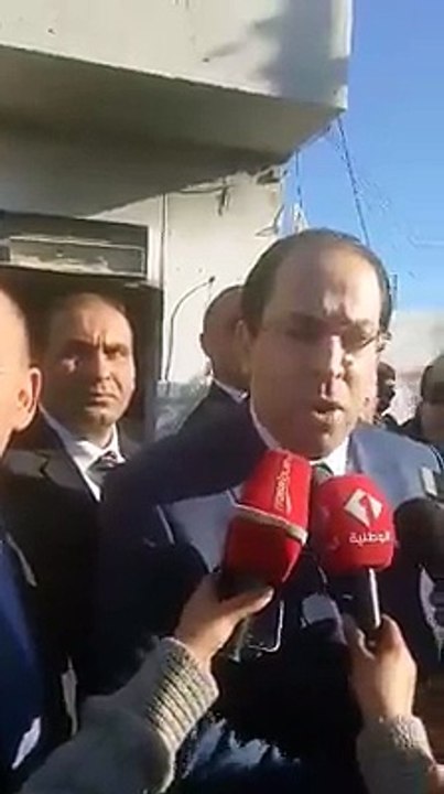 كلمة رئيس الحكومة يوسف الشاهد في طبربة اليوم : بلادنا صامدة .. وباش نحميوها بفضل المؤسسة الأمنية والعسكرية