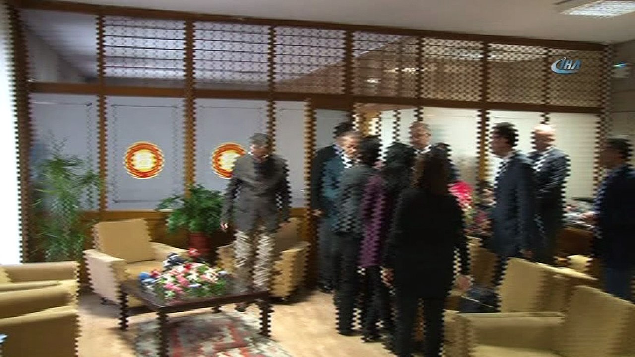 AK Parti Grup Başkanvekili Naci Bostancı: 'HDP'nin mahrem fantezisini ifade eden bir laftır. Tabii bu dramatiktir. Yürütülen siyasetin, etnik kimliği nasıl bir hapishaneye dönüştürdüğünün ifadesidir'