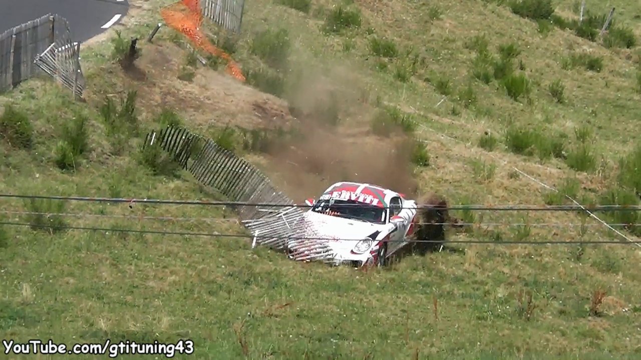 Sortie de Route et Accident en Porsche Cayman Cup