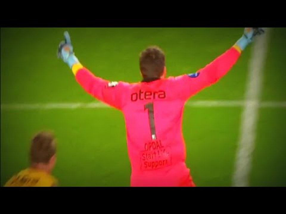Hakon Opdal ( Goalkeeper ) scores incredible free kick from his own half vs Vålerenga 2015 ( HD )