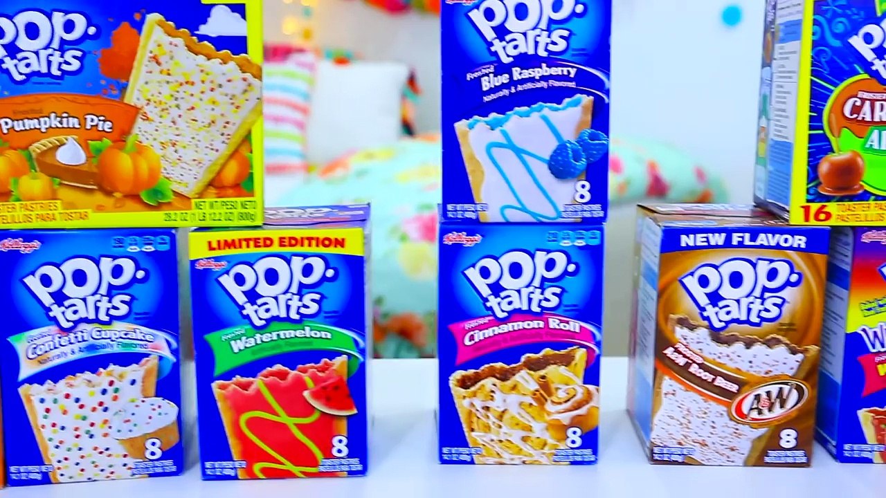 Pop Tarts Challenge ft. Collins Key | Vlogmas Day 2 | Brooklyn and Bailey