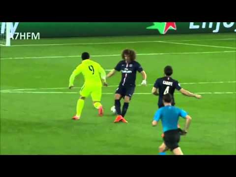 Luis Suárez Nutmeg David Luiz - PSG vs Barcelona 1-3 (Champions League) 2015