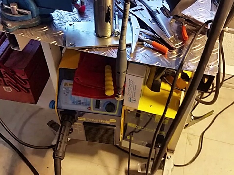 CNC Laser K40 la moins Chère trouver sur Ebay et petite visite de l'attelier  attention gros bordel .