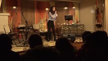 Şemdinli'de Öğrencilerden Köy Okulu Yararına Şiir ve Müzik Dinletisi