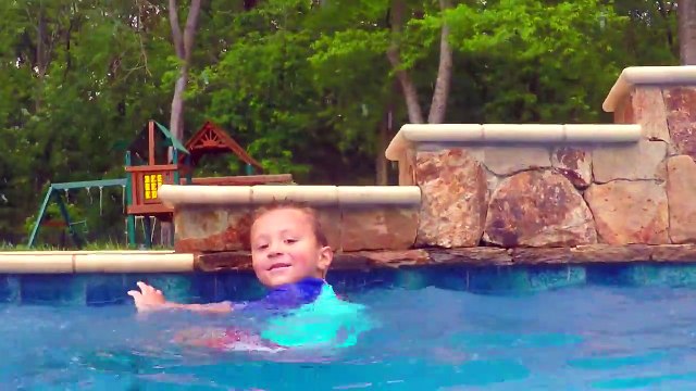 POOL ROLLER COASTER !? FUNnel Vision Aqua Adventure Vlog