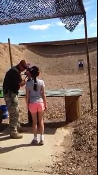 9-year-old girl accidentally kills shooting instructor with Uzi