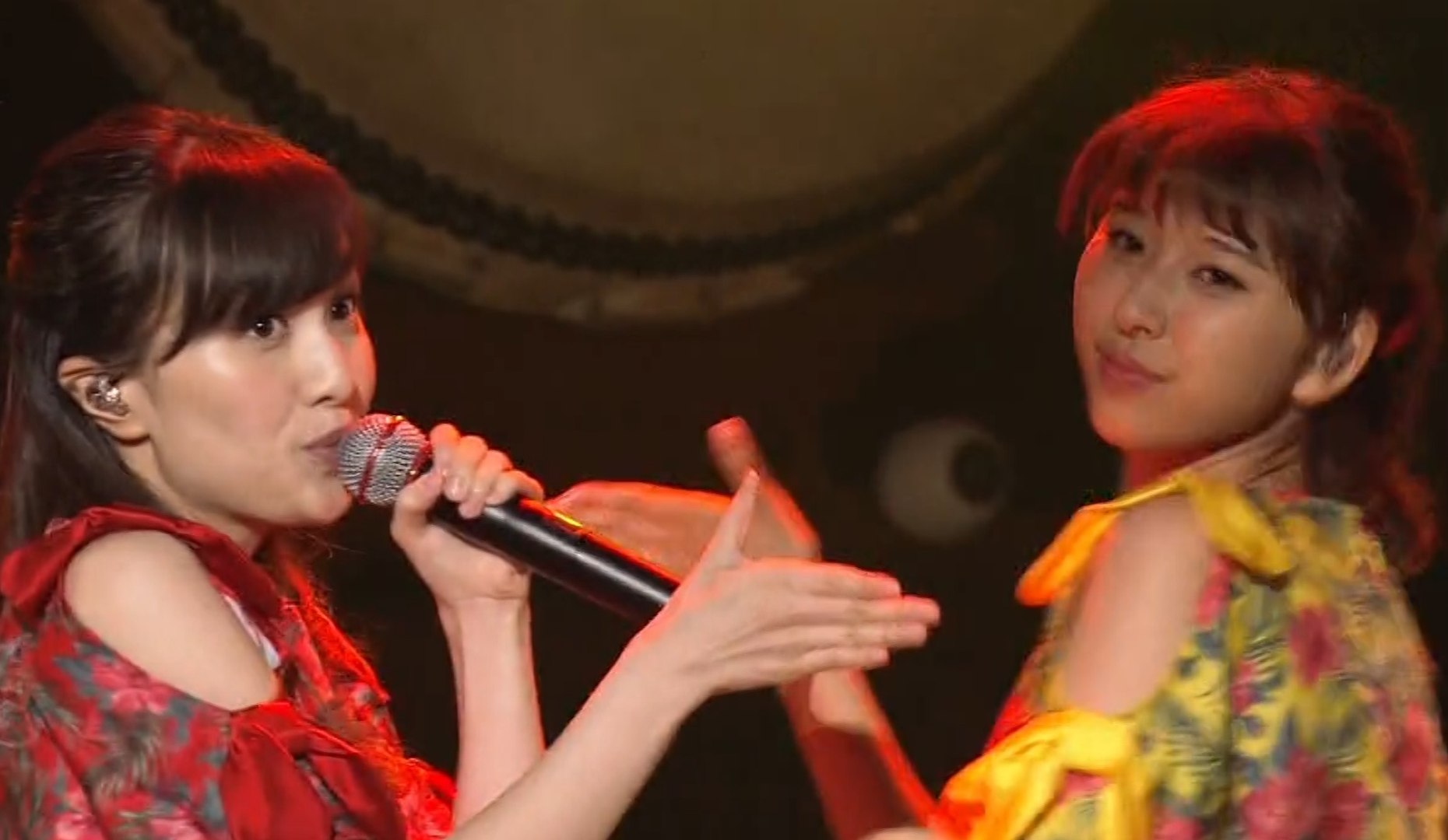 夜更けのアモーレ ももたまい 百田夏菜子 玉井詩織 ももクロ ももいろクローバーz 動画 Dailymotion