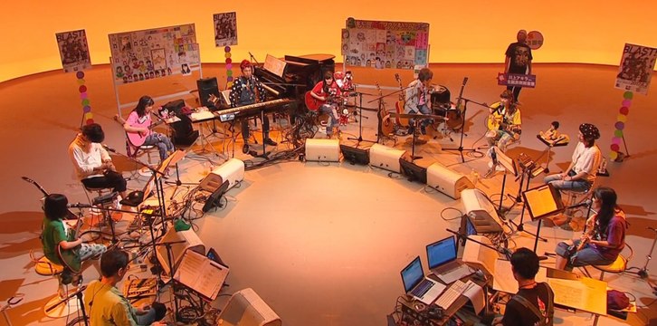 ももクロが[赤とんぼ]を弾き語り♪ ももいろクローバーZ