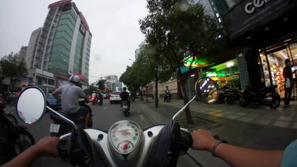 VietNam | Nguyen Van Troi Street | Saigon