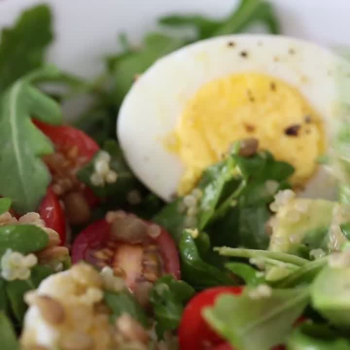 Protein Egg and Quinoa Salad Jars video Dailymotion