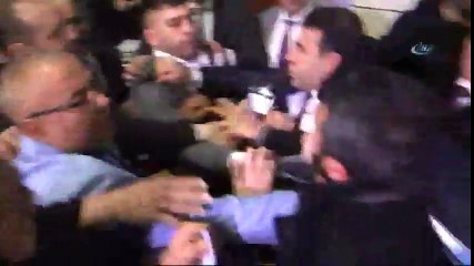 Pazarcıların Genel Kurulunda Yumruklar Konuştu