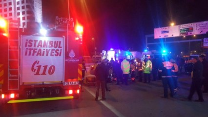 Kontrolden Çıkan Araç Refüje Çarptı: 2 Ölü 1 Yaralı