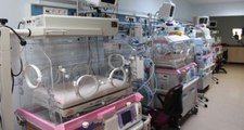 Hastanede Hemşire Skandalı! Ağlayan Bebeğin Ağzını Kapatarak İşkence Yaptı