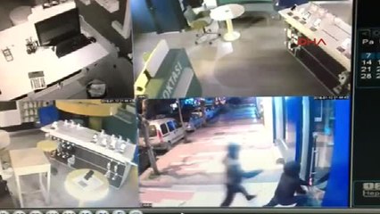 Скачать видео: Manisa Cep Telefonu Hırsızlığı Güvenlik Kamerasında