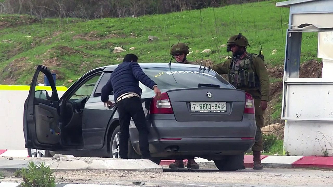 Israeli forces in manhunt for attackers who killed settler