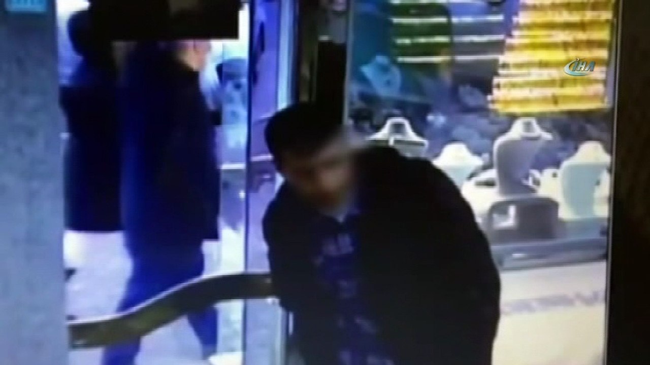 Analı-kızlı hırsızlık çetesi çökertildi...Hırsızlık zanlıları kamerada