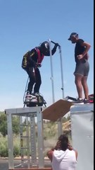 Le futur est réel : volez en hoverboard dans les airs !