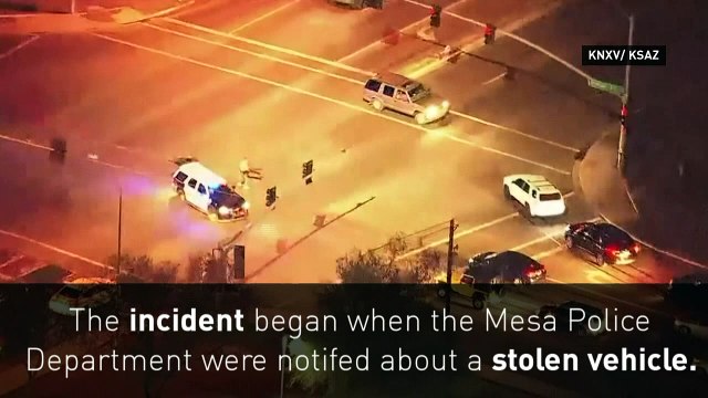 Bonnie and Clyde couple kiss after high-speed car chase