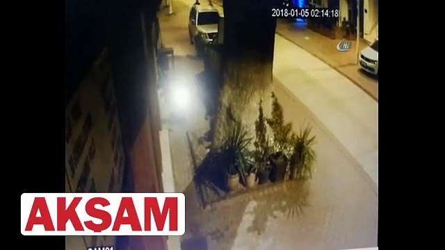 Yaşlı kadınları dolandıran şahıslar güvenlik kamerasına yakalandı