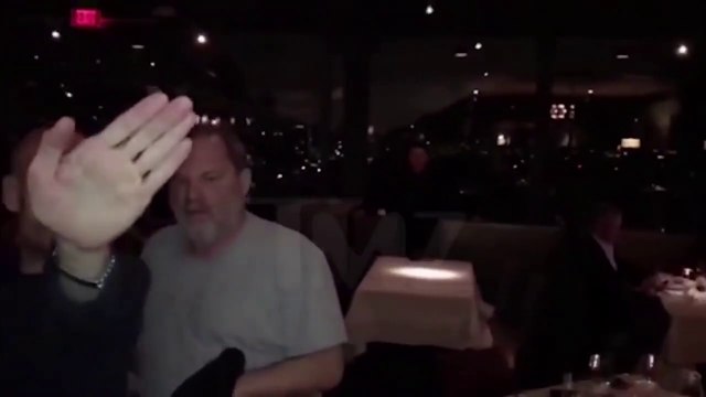 Quand Harvey Weinstein se fait gifler dans un restaurant