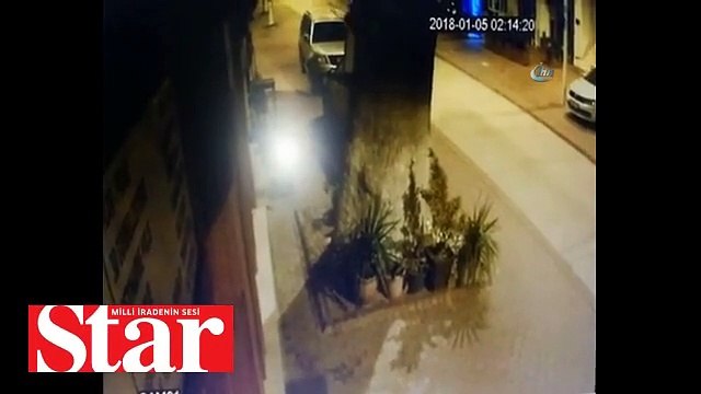 Yaşlı kadınları dolandıran şahıslar güvenlik kamerasına yakalandı