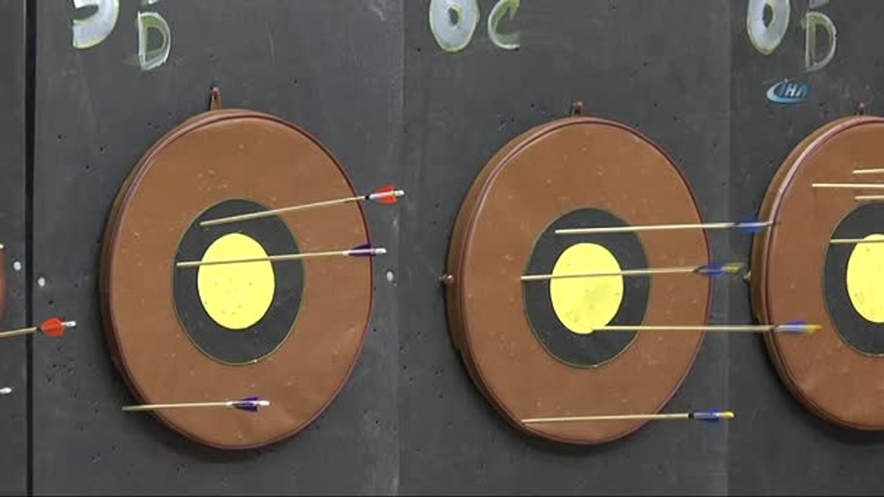 2'inci Geleneksel Okçuluk Yarışmasında Dereceye Girenler Ödüllendirildi