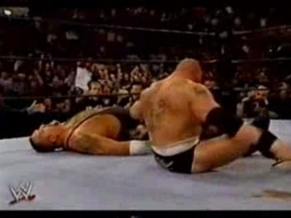 WWE - Brock Lesnar F5 to Big Show - Survivor Series