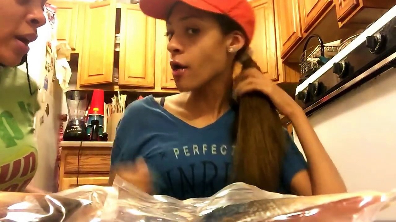 COOKING with sis !!!!!!!!!
