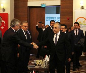 Bakan Fakıbaba: "Allah Aşkına Hoca Şeyiyle Çıkıyorsun, Milleti Yanlış Yönlendiriyorsun"