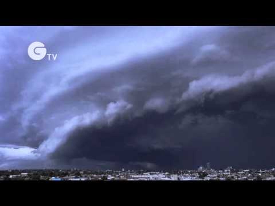 Dramatic storm over Melbourne, Australia - Extreme Weather