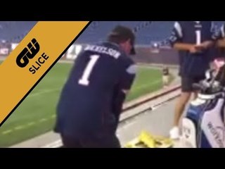 GW Slice: Phil 'Lefty' Mickelson goes righty