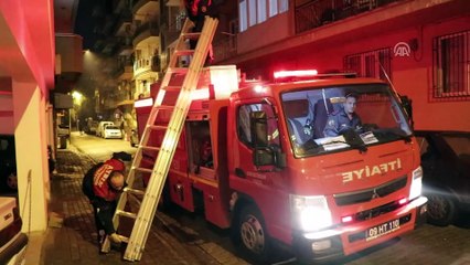İnşaatın temel çukuruna düşen kişiyi itfaiye kurtardı - AYDIN