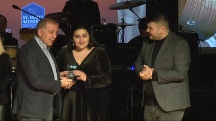 Ünlü İsimler Kıvırcık Ali İçin Beşiktaş'ta Sahne Aldı