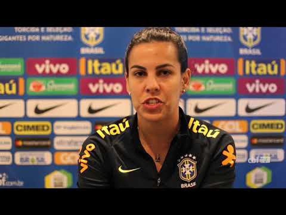 Thaisa e Fabi comemoram retorno à Seleção