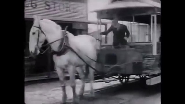 Bell Boy / Hotelový poslíček (Railway Part / železničná časť)